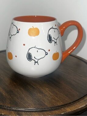 Peanuts Snoopy Fall Pumpkin Coffee Mug Gibson Homewares Orange White 14oz